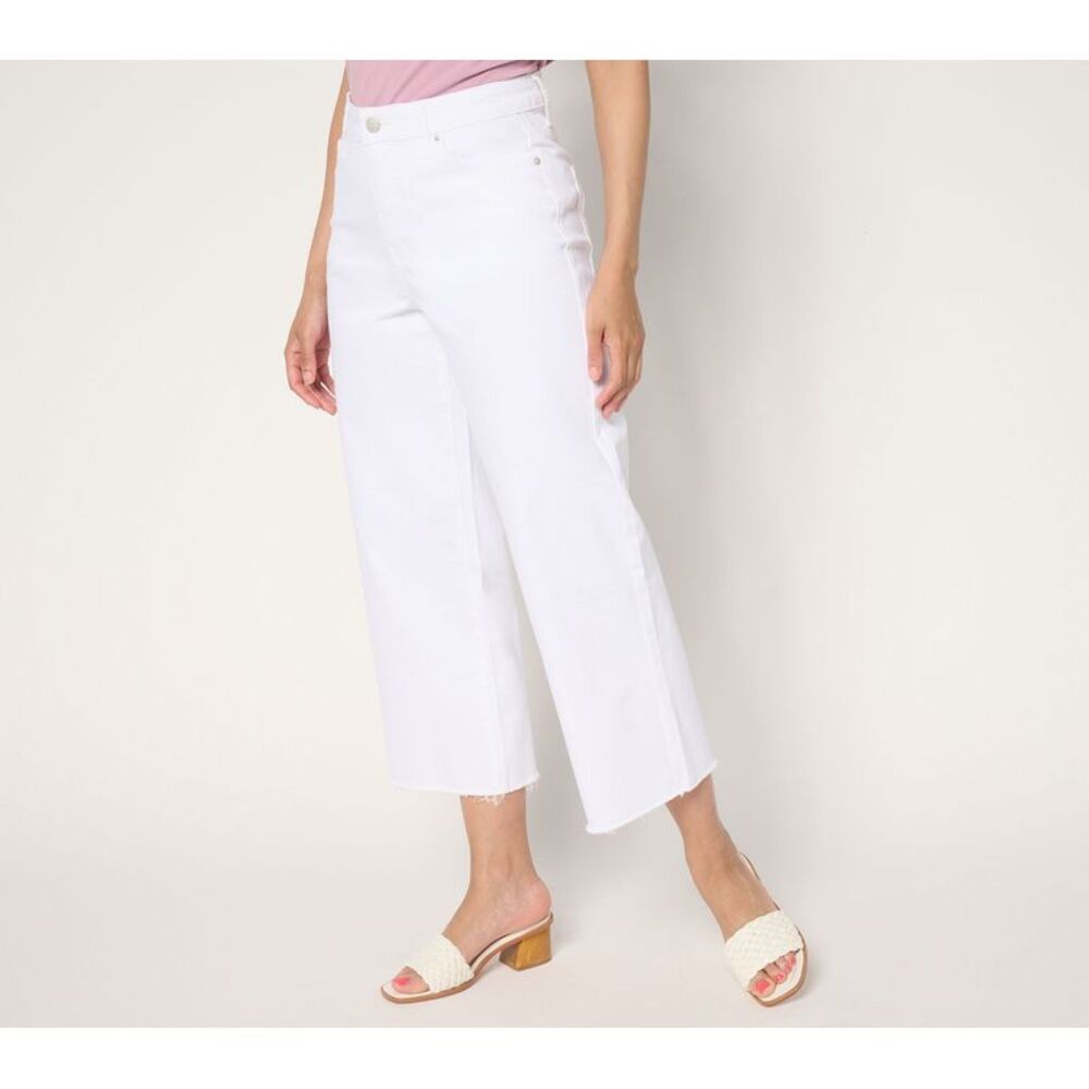 Wacoal Women's Petite Pants 20P Dodge Denim Crop Pant White A691545